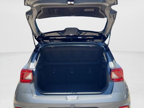 New 2026 Hyundai Venue SEL FWD image 9