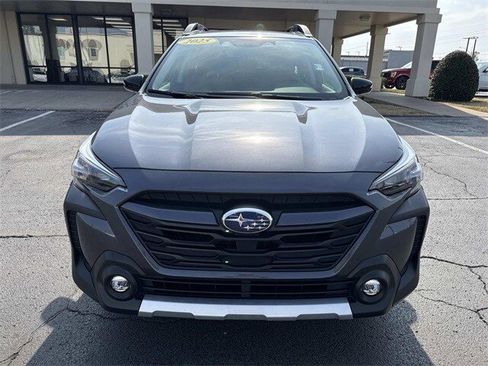 Used 2025 Subaru Outback Limited image 3