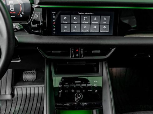 Certified 2024 Porsche Macan 4 Electric image 17