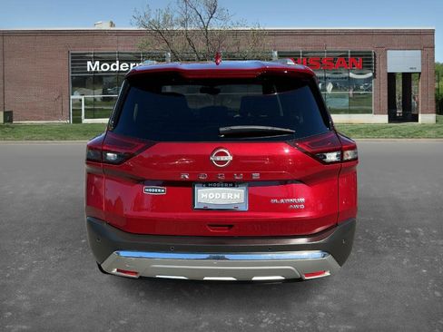 Certified 2023 Nissan Rogue Platinum w/ Platinum Premium Package image 3