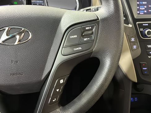 Used 2017 Hyundai Santa Fe Sport w/ 2.4L Value Package 06 FWD image 27