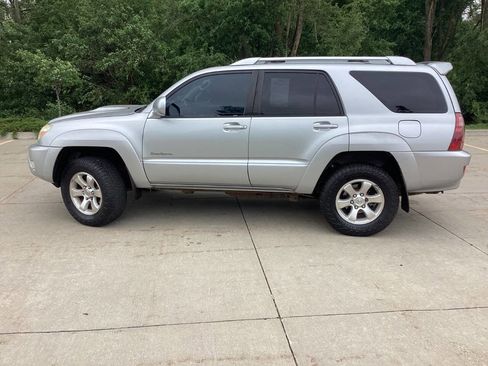 Used 2004 Toyota 4Runner Sport RWD image 5