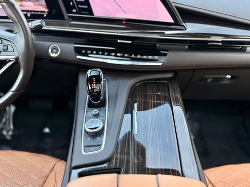 Used 2021 Cadillac Escalade Sport w/ LPO, ONYX Package AWD/4WD image 49