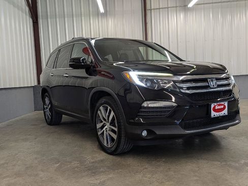 Used 2016 Honda Pilot Elite image 9