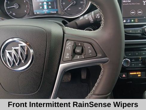 Used 2022 Buick Encore Preferred w/ Safety Package II image 12