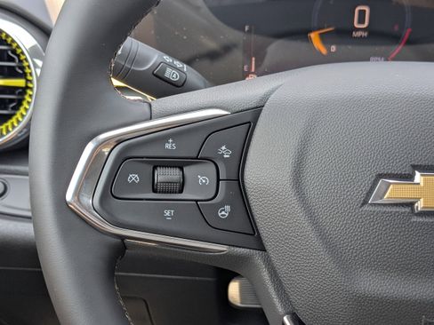 New 2025 Chevrolet Trax LT w/ Driver Confidence Package image 18