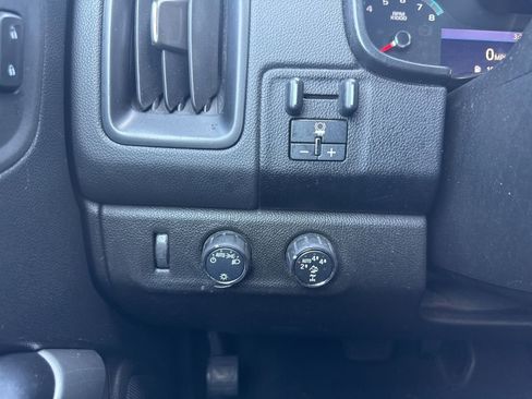 Used 2022 Chevrolet Colorado ZR2 AWD/4WD image 36