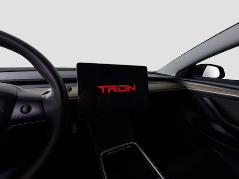 Used 2023 Tesla Model 3 Standard Range RWD image 40