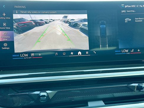 Used 2024 BMW X7 xDrive40i w/ Executive Package AWD/4WD image 14