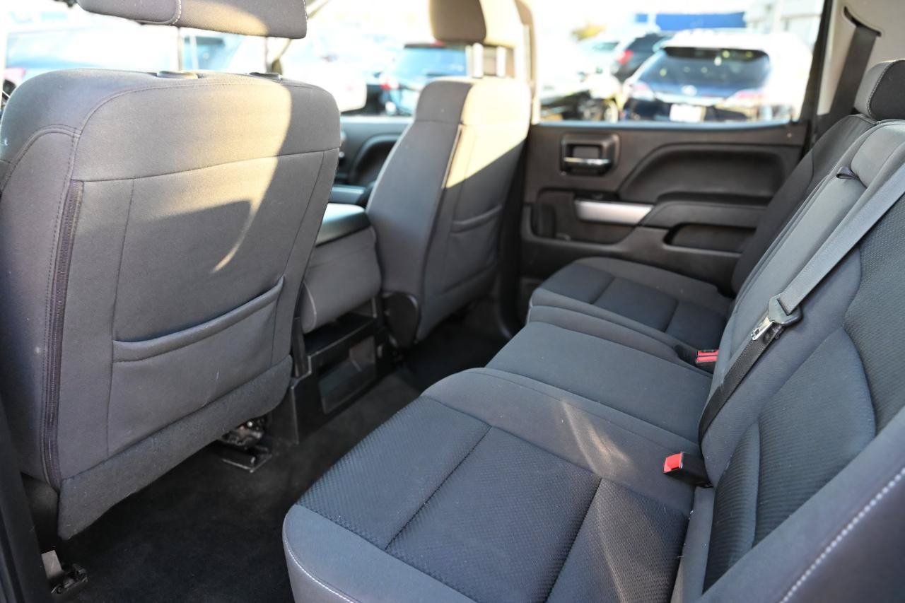 Used 2018 Chevrolet Silverado 1500 LT w/ All Star Edition AWD/4WD image 15