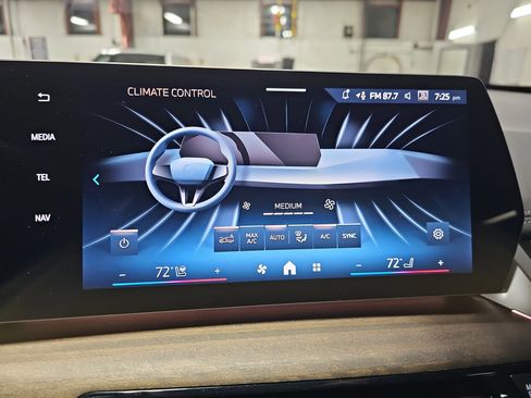 New 2026 BMW X1 xDrive28i w/ Technology Package image 22