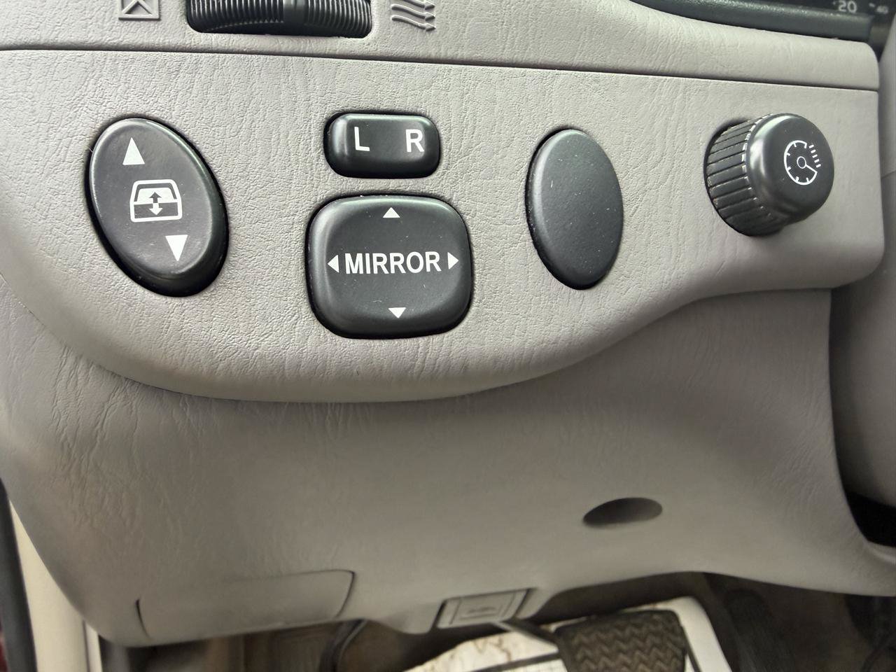 Used 2006 Toyota Tundra SR5 w/ All Weather Guard Pkg AWD/4WD image 15