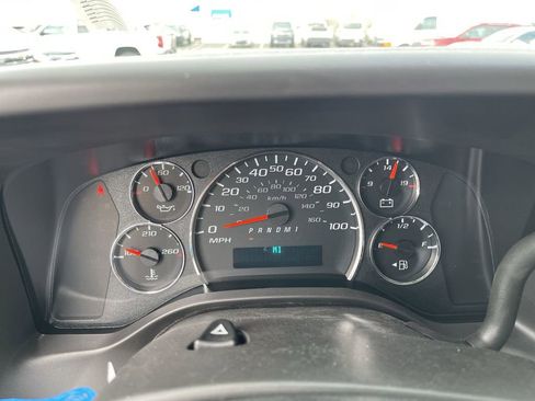 New 2025 Chevrolet Express 2500 w/ Driver Convenience Package RWD image 10