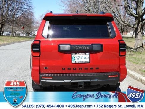 Used 2025 Toyota 4Runner TRD Off-Road AWD/4WD image 4