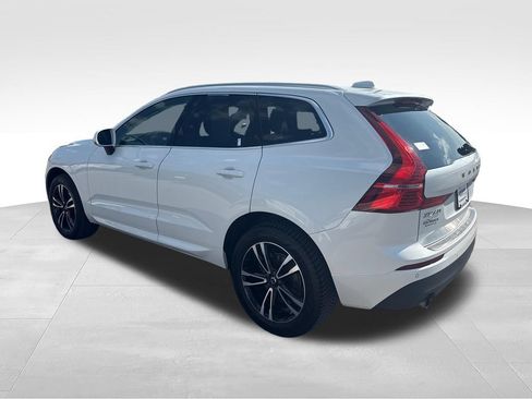 Used 2020 Volvo XC60 T5 Momentum w/ Protection Package Premier AWD/4WD image 3
