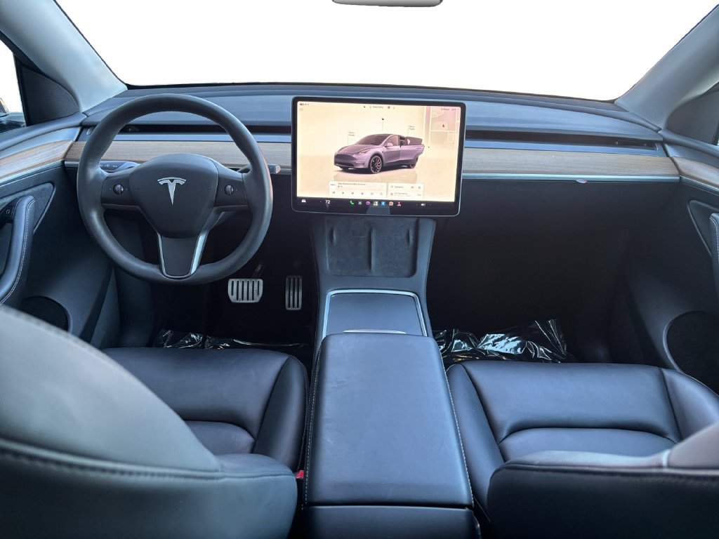 Used 2023 Tesla Model Y Performance AWD/4WD image 10