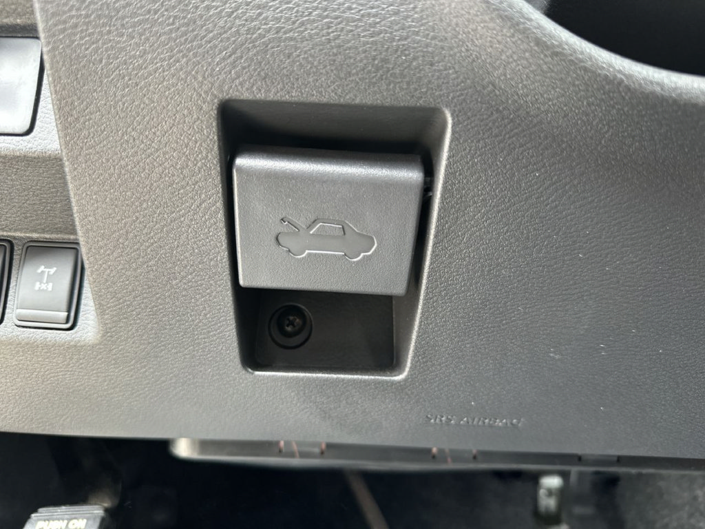 Used 2026 Nissan Frontier PRO-4X AWD/4WD image 45