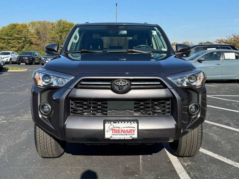 Used 2023 Toyota 4Runner SR5 Premium w/ Moonroof Package AWD/4WD image 9