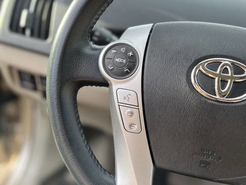 Used 2010 Toyota Prius Five FWD image 19