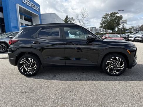 New 2026 Chevrolet TrailBlazer RS w/ Convenience Package image 2