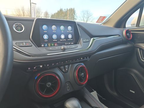 Used 2022 Chevrolet Blazer RS w/ Enhanced Convenience Package image 25