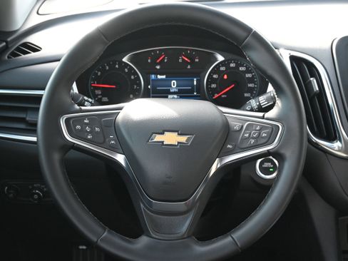 Used 2024 Chevrolet Equinox LT image 21