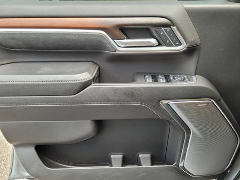 Certified 2024 GMC Sierra 2500 Denali w/ Denali Reserve Package image 9