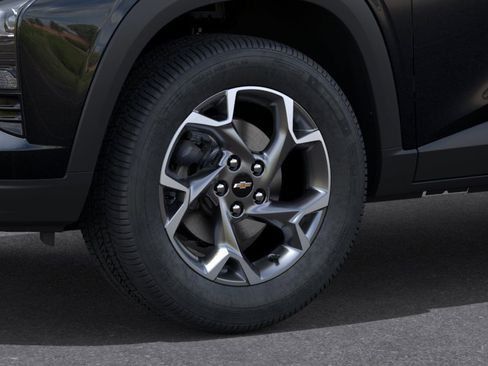 New 2026 Chevrolet Trax LT w/ LT Convenience Package FWD image 9