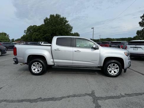 Used 2018 Chevrolet Colorado LT w/ LT Convenience Package RWD image 8