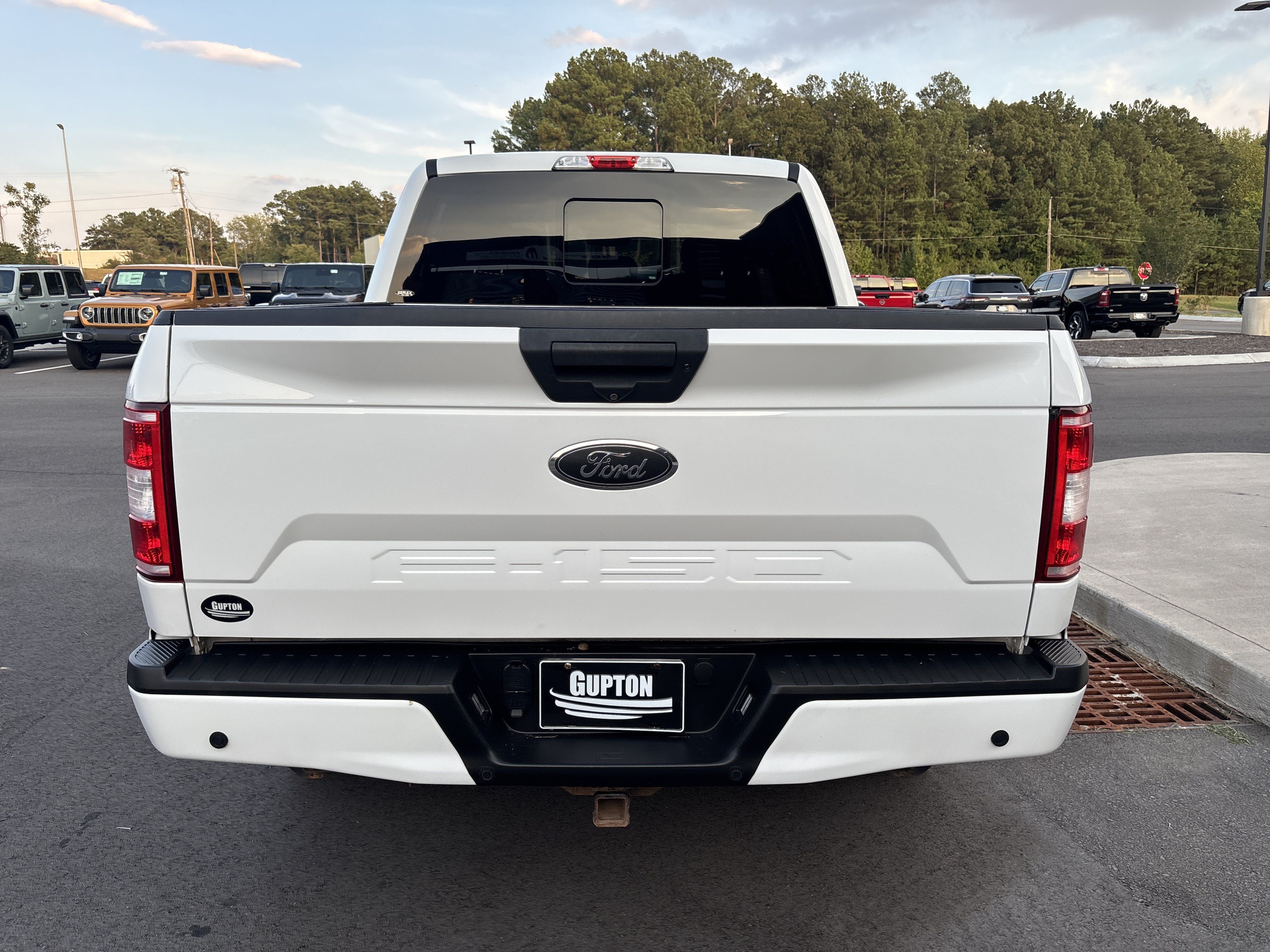 Used 2019 Ford F150 XLT w/ Equipment Group 302A Luxury AWD/4WD image 4