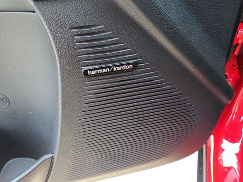 Used 2016 Dodge Challenger SRT Hellcat image 26