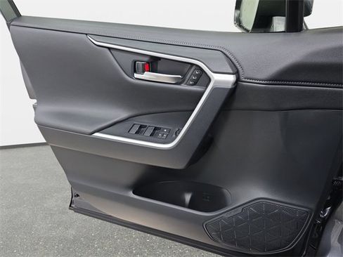 Certified 2025 Toyota RAV4 Limited w/ Advanced Technology Package image 24
