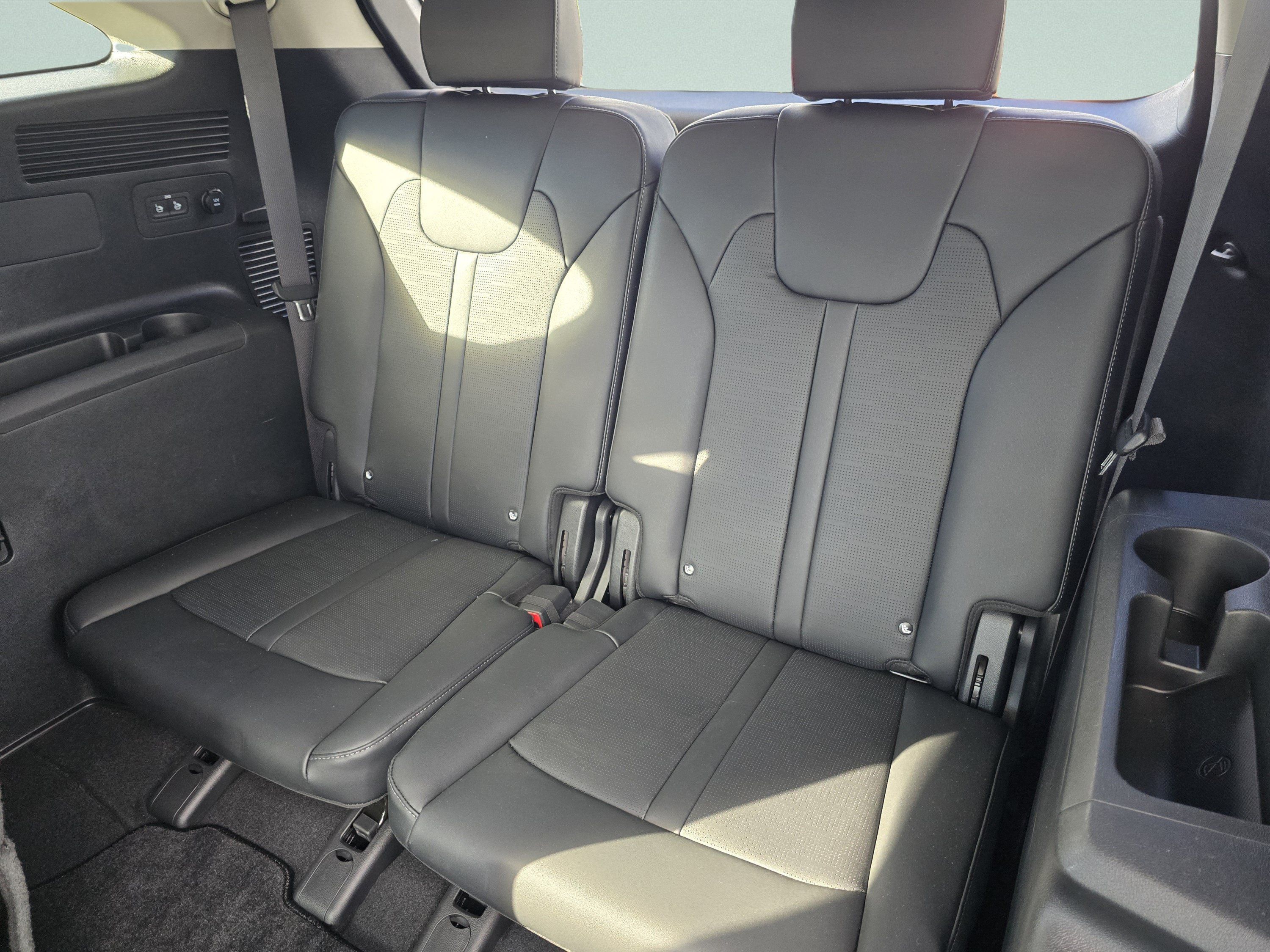 Used 2025 Kia Sorento EX AWD/4WD image 6