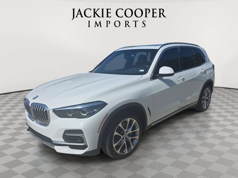 Used 2023 BMW X5 xDrive40i w/ Parking Assistance Package AWD/4WD image 1