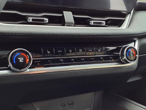 New 2026 Chevrolet Equinox LT w/ Convenience Package II image 20