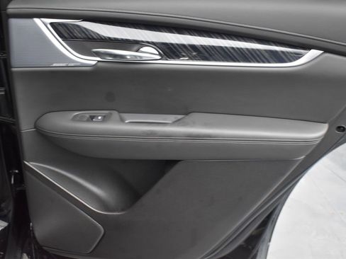 Certified 2024 Cadillac XT6 Premium Luxury w/ LPO, Floor Liner Package image 30