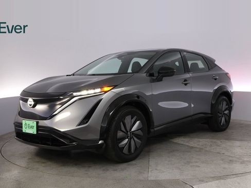 Used 2024 Nissan Ariya AWD image 2