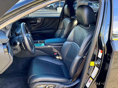 Used 2018 Lexus LS 500 image 7