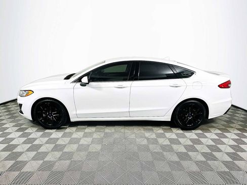 Used 2020 Ford Fusion SE w/ Equipment Group 151A image 4