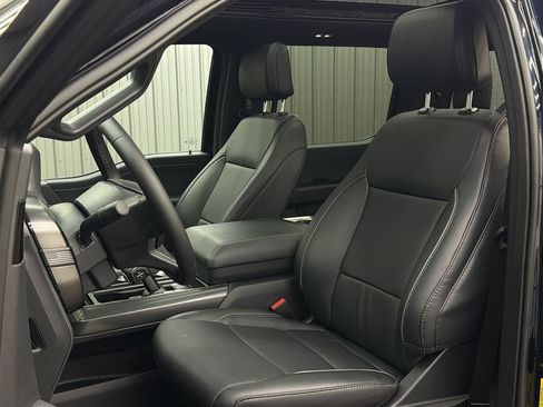 Used 2026 Ford F150 Lariat AWD/4WD image 32