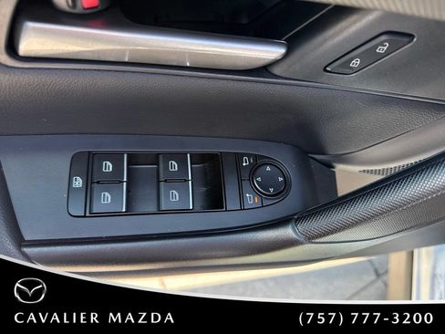Used 2025 MAZDA CX-50 AWD 2.5 S w/ Weather Package image 12
