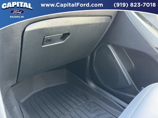 Certified 2021 Ford Explorer XLT w/ Equipment Group 202A AWD/4WD image 27