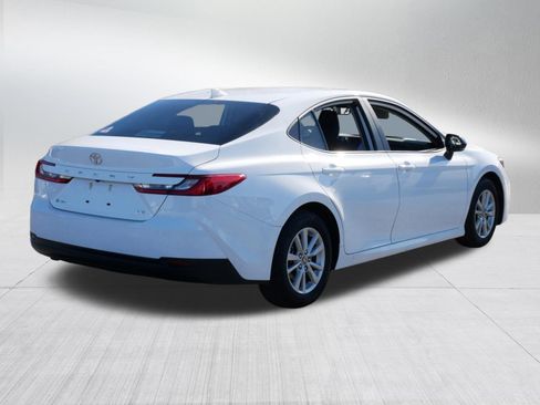 Certified 2025 Toyota Camry LE w/ Convenience Package image 5