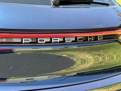 Certified 2023 Porsche Macan S AWD/4WD image 31