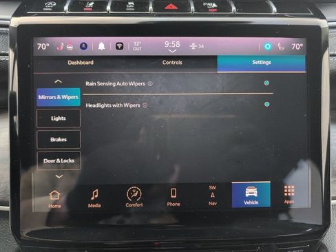 Used 2023 Jeep Grand Cherokee Limited w/ Luxury Tech Group II image 54