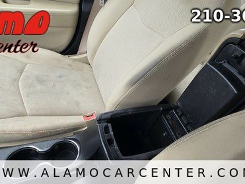 Used 2012 Chrysler 200 LX FWD image 35