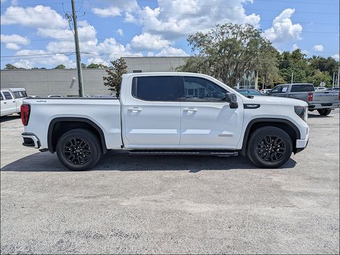 Certified 2022 GMC Sierra 1500 Elevation AWD/4WD image 3