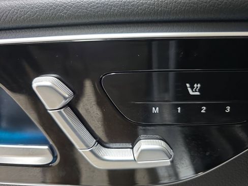 Used 2023 Mercedes-Benz C 300 Sedan image 28
