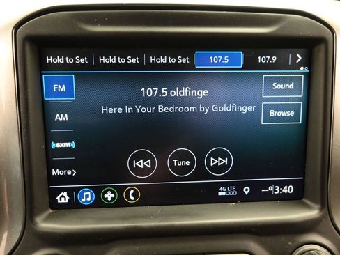 Used 2021 Chevrolet Silverado 1500 LT image 18