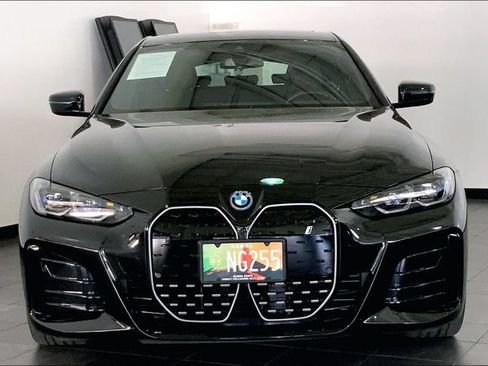 Used 2022 BMW i4 eDrive40 w/ M Sport Package RWD image 3